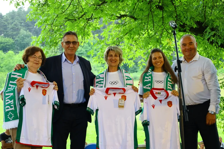 The national team shirts being presented on stage
